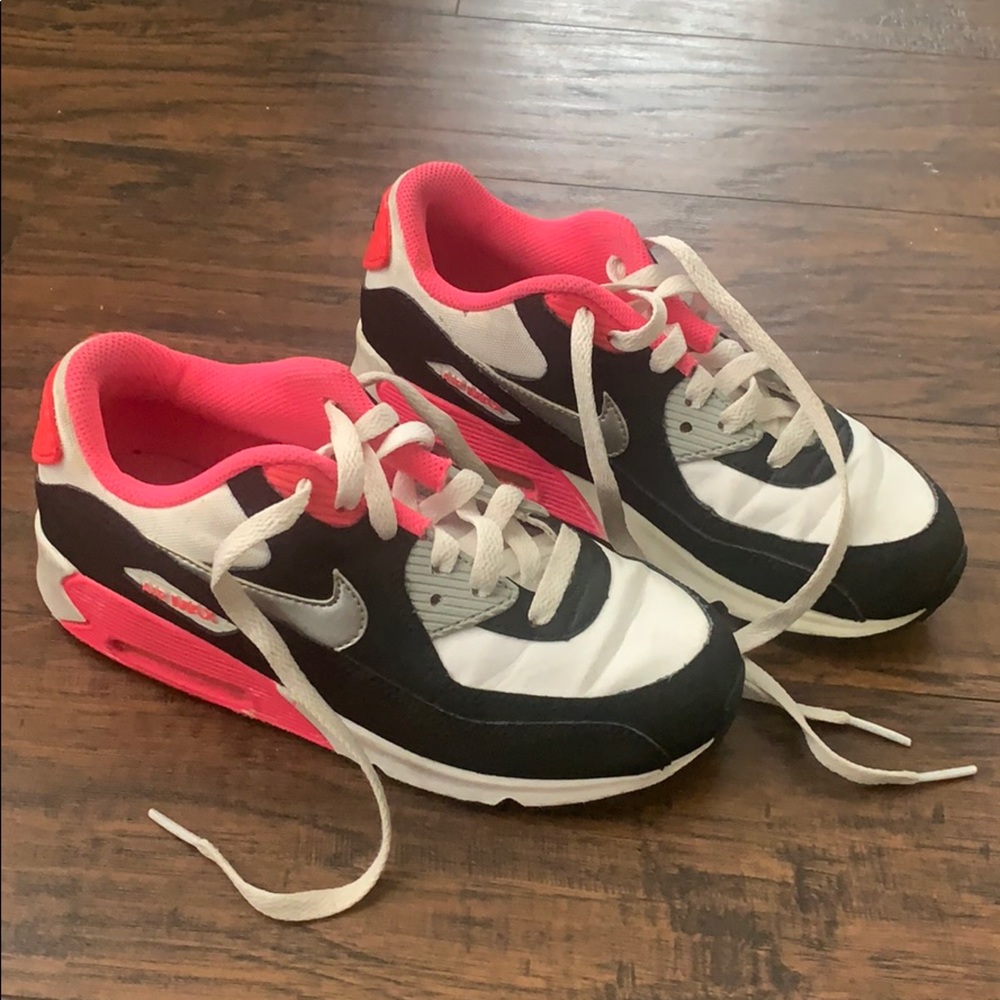 Nike Air Max 90 Girls Size 3 Shoes